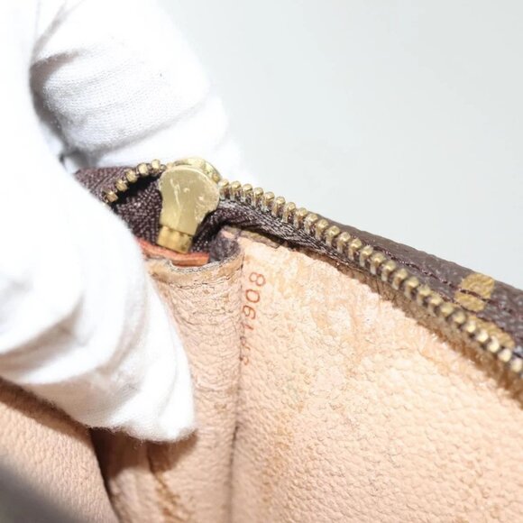 LOUIS VUITTON Monogram Bucket GM Accessory Pouch LV Auth 140368 - Picture 16 of 16